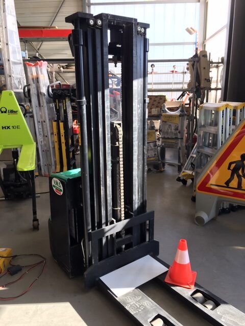 Gerbeur Electrique Mitsubishi SBP 12 N
