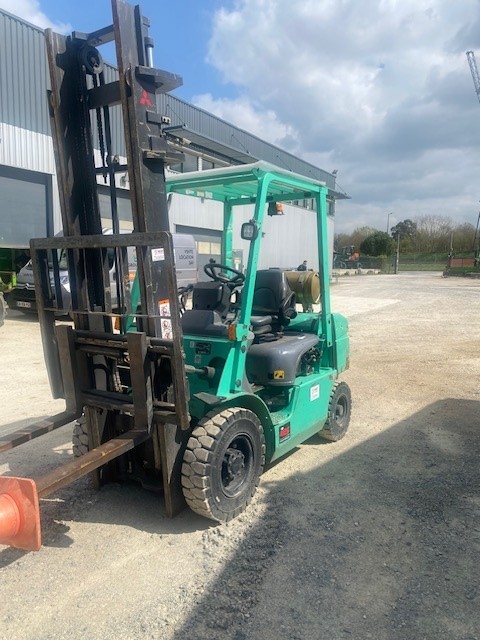 Chariot Industriel Gaz FG25N Mitsubishi