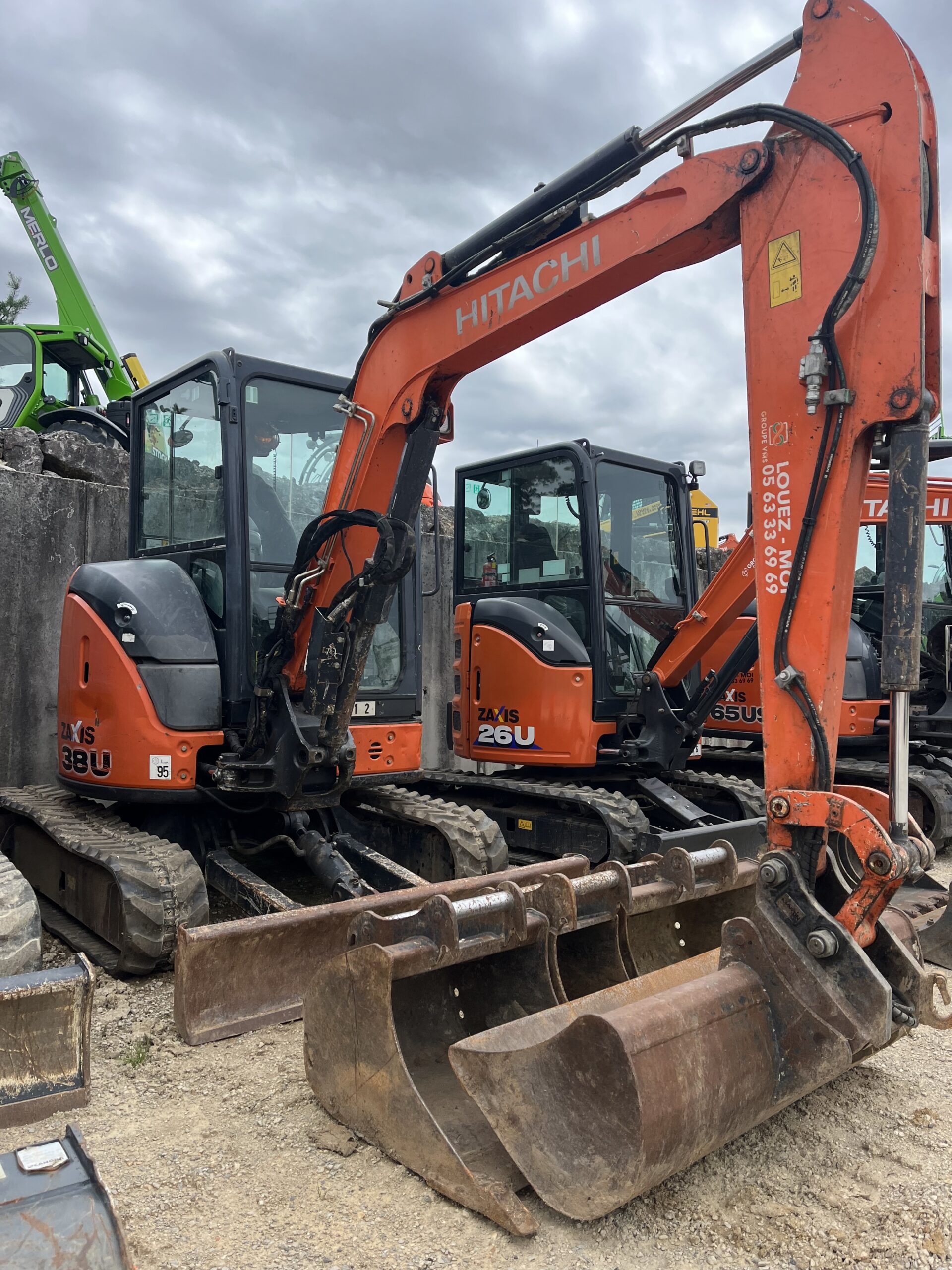 Mini Pelle Hitachi ZX38 U-5A CLR